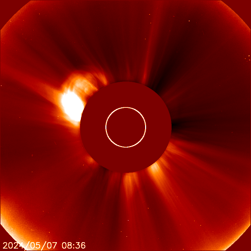 This C2 LASCO (Large Angle Spectrometric Coronagraph) image shows the inner solar corona up to 8.4 million kilometers (5.25 million miles) away from the Sun.
      Courtesy of: 'http://sohowww.nascom.nasa.gov/'