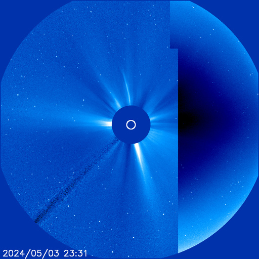 Изображение с широкоугольного спектрометрического коронографа LASCO C3. Диаметр изображения 45 млн. км (это примерно половина диаметра орбиты Меркурия).